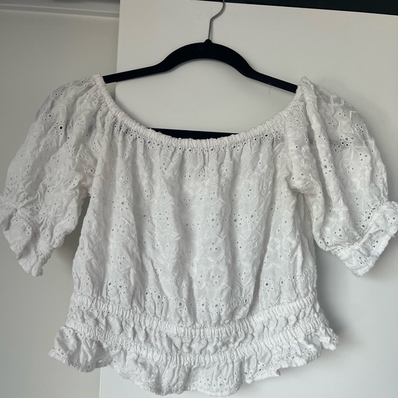 American Eagle White Crop Eyelet Blouse - Picture 4 of 7